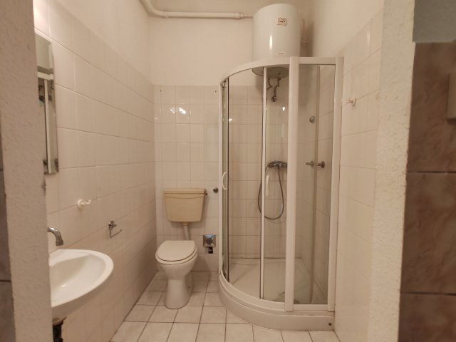 Eladó téglalakás, Budapesten, V. kerületben 53 M Ft, 1 szobás