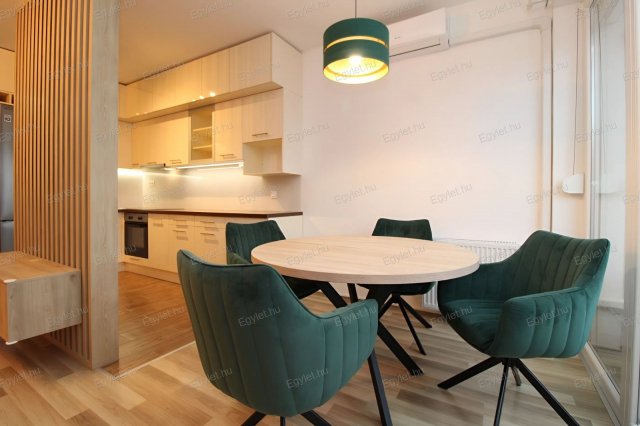 Kiadó téglalakás, albérlet, Budapesten, IV. kerületben