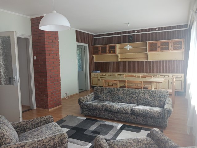 Eladó családi ház, Veszprémfajszon 130 M Ft, 4+1 szobás