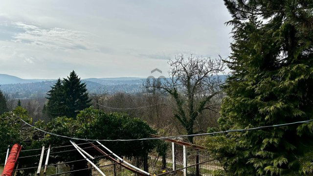 Eladó nyaraló, Budapesten, II. kerületben 34.25 M Ft, 2 szobás