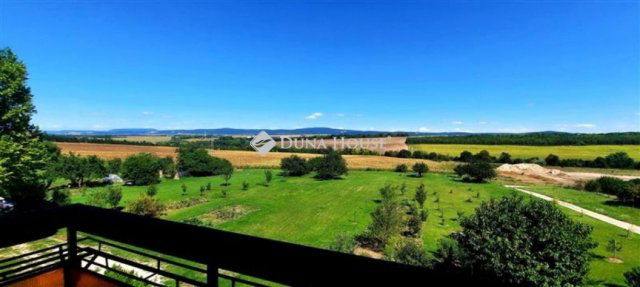 Eladó téglalakás, Herceghalomon 73 M Ft, 3+1 szobás