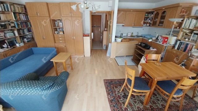 Eladó téglalakás, Kőszegen 34 M Ft, 1 szobás