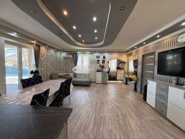 Eladó családi ház, Őrbottyánban 105 M Ft, 4 szobás