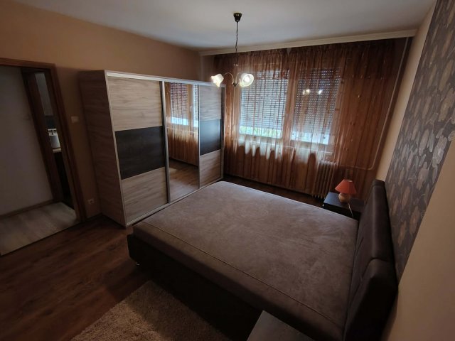 Kiadó panellakás, albérlet, Nyíregyházán 180 E Ft / hó