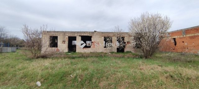 Eladó telek, Nagykátán 13 M Ft / költözzbe.hu