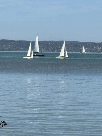 Eladó családi ház, Siófokon 124.9 M Ft, 3 szobás