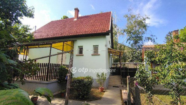 Eladó családi ház, Szentesen 65 M Ft, 2+2 szobás