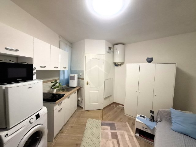 Eladó téglalakás, Budapesten, VIII. kerületben 19.9 M Ft