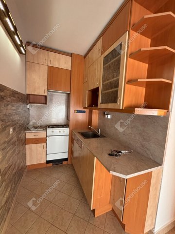 Kiadó panellakás, albérlet, Győrött 175 E Ft / hó, 2 szobás