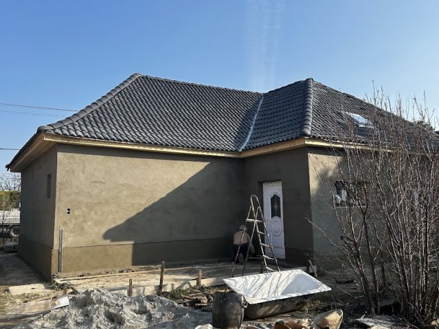 Eladó családi ház, Újszászon 38 M Ft, 2+2 szobás