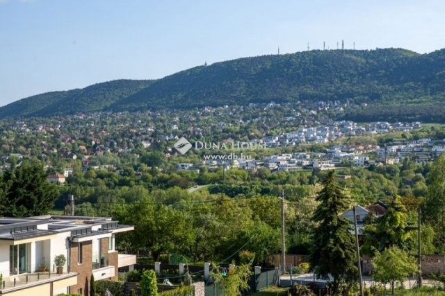 Eladó téglalakás, Budapesten, III. kerületben 289 M Ft, 4 szobás