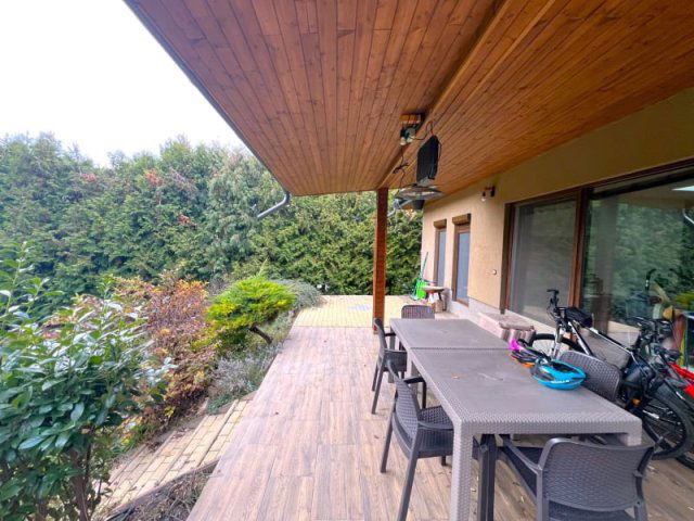 Eladó téglalakás, Herceghalomon 94.8 M Ft, 4 szobás