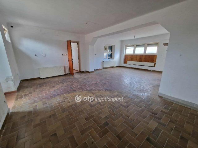 Eladó családi ház, Miskolcon 36.9 M Ft, 4 szobás