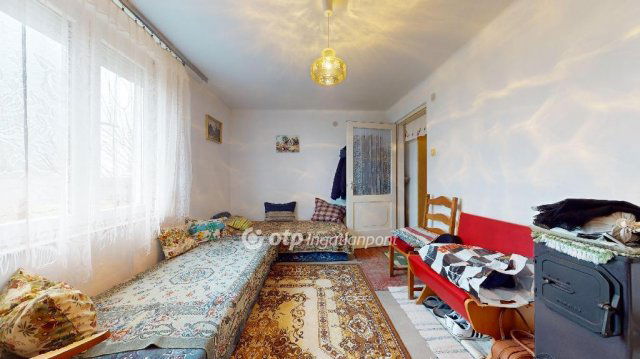 Eladó nyaraló, Szirmabesenyőn 9.99 M Ft, 1 szobás