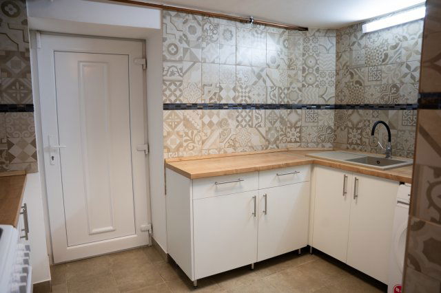 Eladó családi ház, Kulcson 127 M Ft, 3 szobás