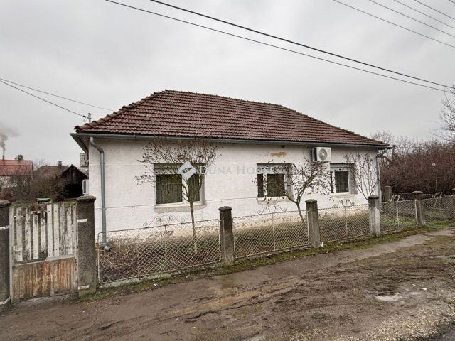Eladó családi ház, Jobbágyin 22 M Ft, 3 szobás