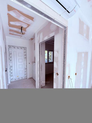 Eladó téglalakás, Siklóson 50.4 M Ft, 3 szobás