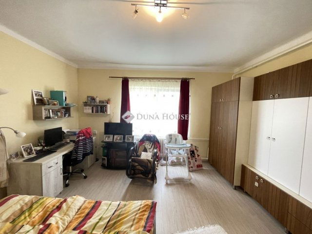 Eladó családi ház, Viszákon 47.99 M Ft, 4 szobás