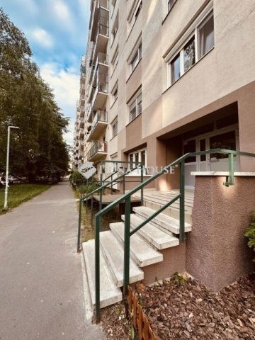 Eladó panellakás, Budapesten, XV. kerületben 68 M Ft, 2 szobás