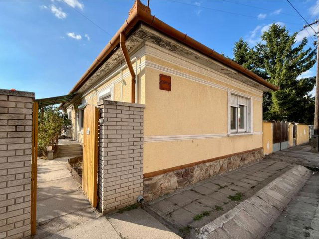 Eladó családi ház, Nagykátán 39.9 M Ft, 2+1 szobás