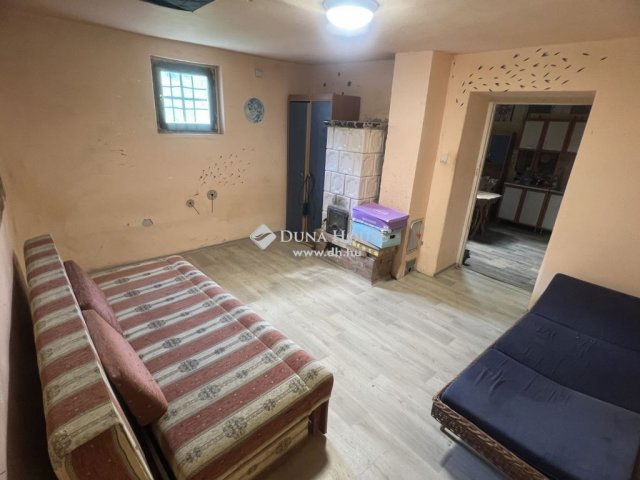 Eladó családi ház, Iszkaszentgyörgyön 19.9 M Ft, 1 szobás