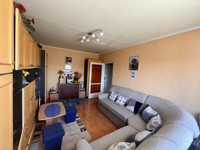 Eladó panellakás, Székesfehérvárott, Palotai úton 44.9 M Ft