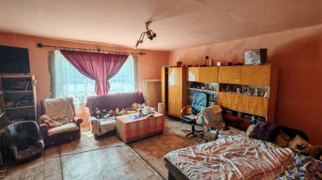 Eladó családi ház, Hobolon 12 M Ft, 3 szobás
