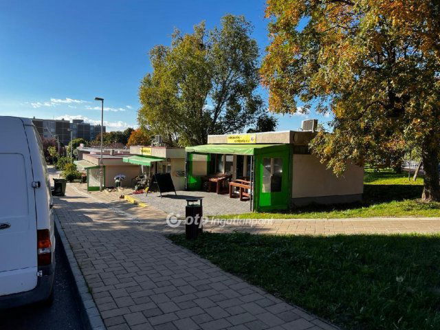 Eladó üzlethelyiség, Budapesten, XXII. kerületben 11.8 M Ft