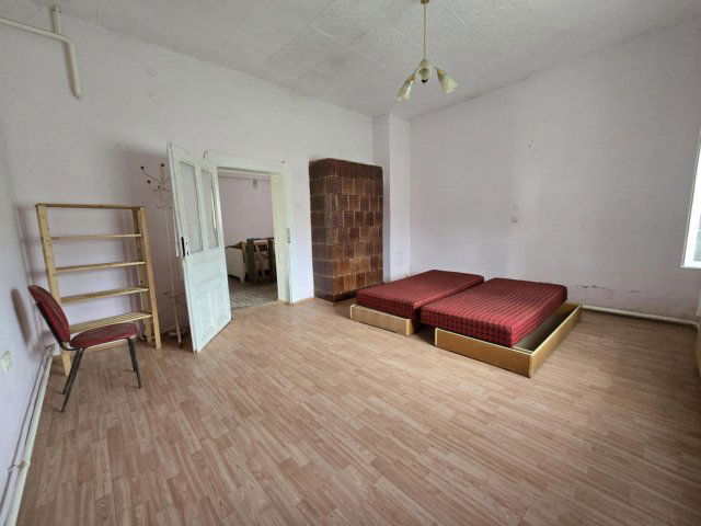 Eladó családi ház, Dombóváron 25 M Ft, 4 szobás