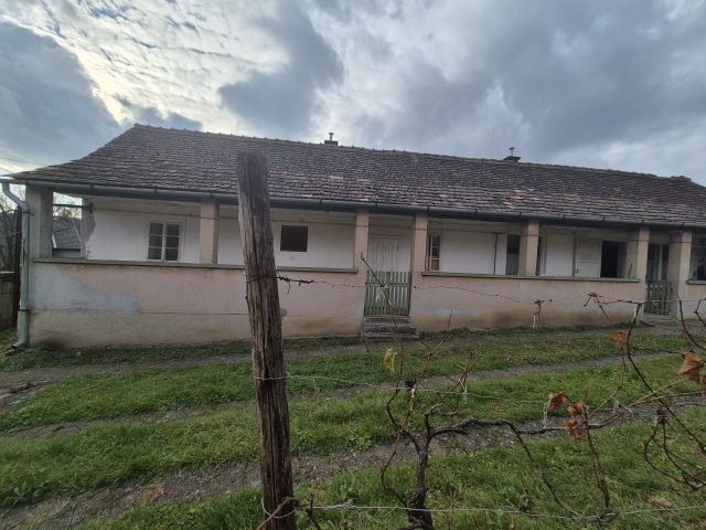 Eladó családi ház, Ősagárdon 34.9 M Ft, 3 szobás