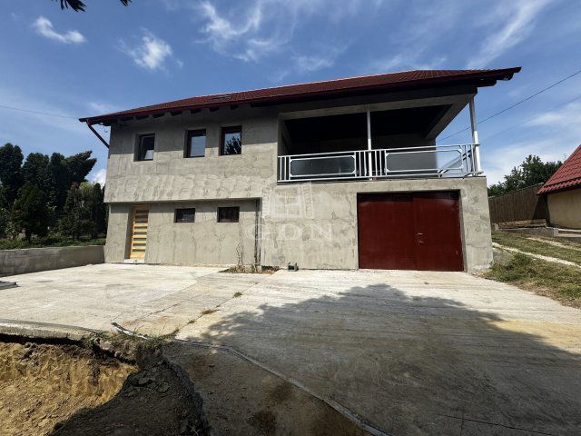 Eladó családi ház, Biatorbágyon 249.9 M Ft, 3 szobás