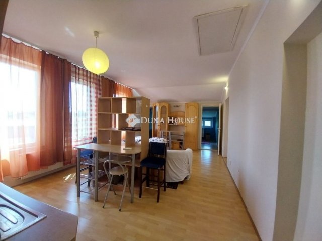 Eladó családi ház, Szegeden 83.9 M Ft, 3+2 szobás