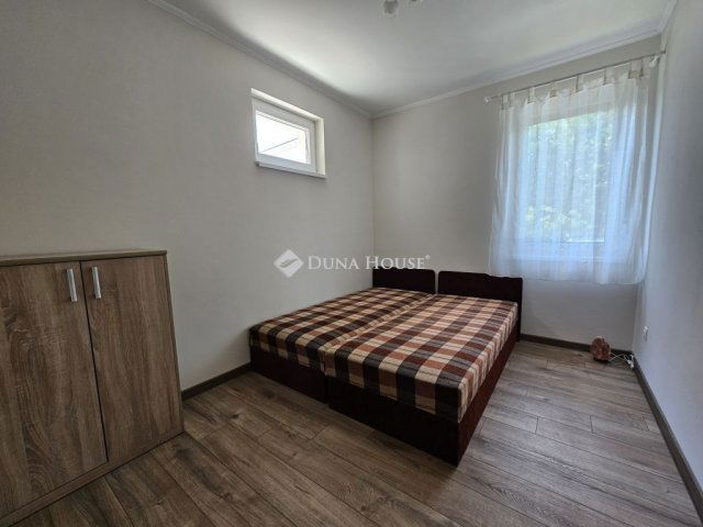 Eladó családi ház, Orfűn 89.9 M Ft, 3 szobás