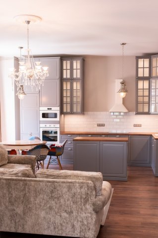 Eladó téglalakás, Veszprémben 277 M Ft, 5 szobás