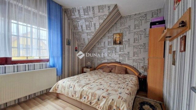 Eladó családi ház, Budapesten, XVIII. kerületben 210 M Ft
