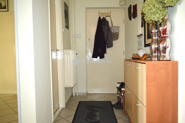 Eladó családi ház, Debrecenben 169 M Ft, 9 szobás