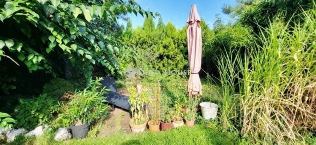 Eladó családi ház, Dunakeszin 179.9 M Ft, 6 szobás