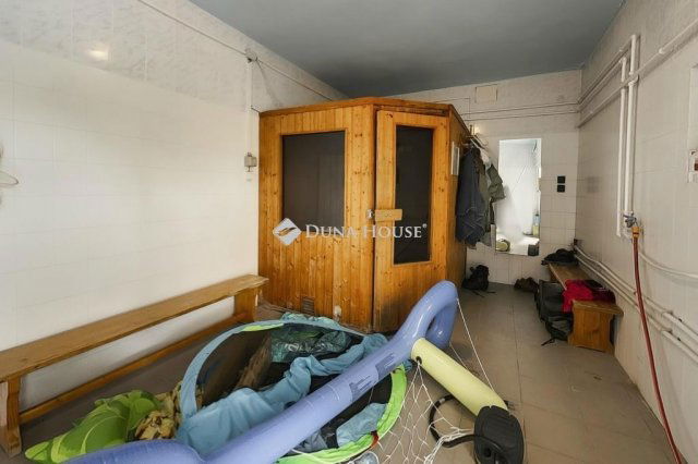 Eladó családi ház, Lajosmizsén 209 M Ft, 5 szobás