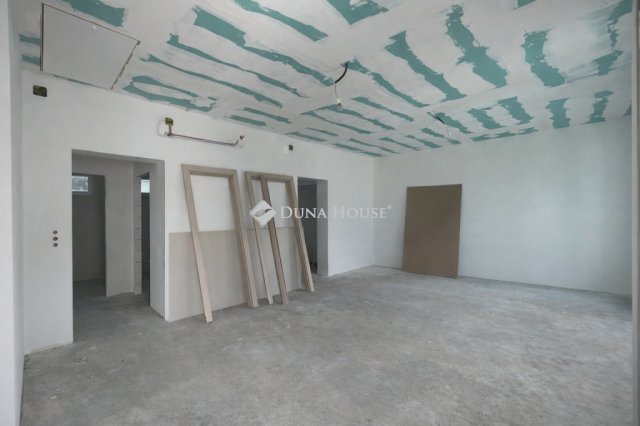 Eladó ikerház, Monoron 87.5 M Ft, 4 szobás / költözzbe.hu