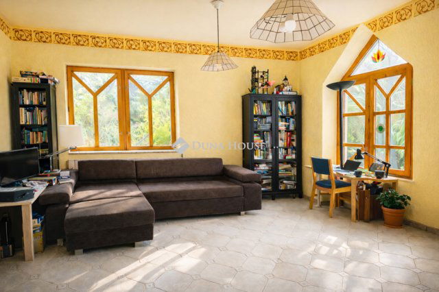 Eladó családi ház, Debrecenben 229 M Ft, 8 szobás