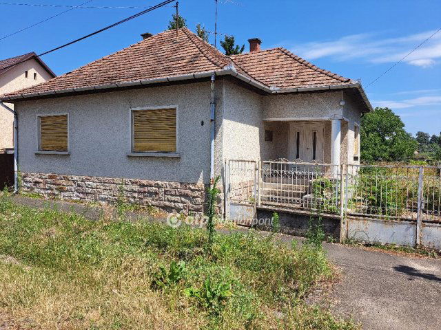Eladó családi ház, Balassagyarmaton 29 M Ft, 3 szobás