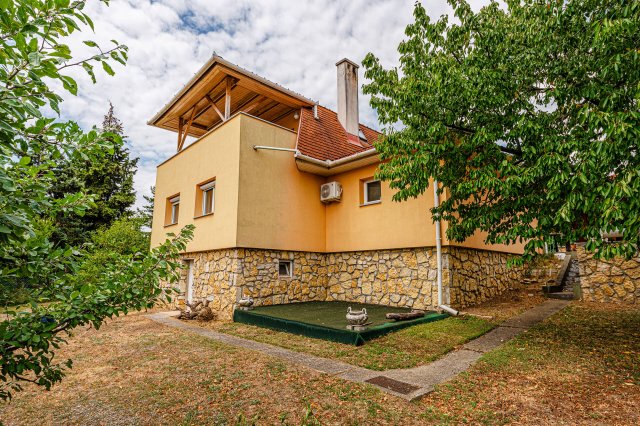 Eladó családi ház, Alsóörsön 148 M Ft, 3 szobás