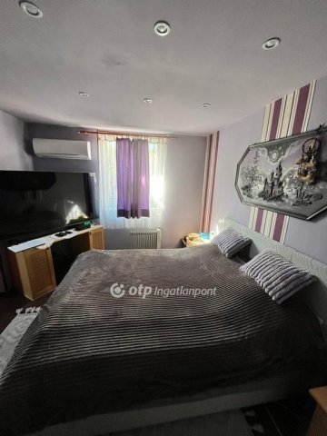 Eladó családi ház, Daruszentmiklóson 30 M Ft, 2+1 szobás