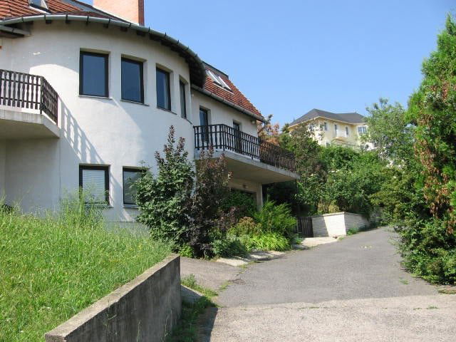 Kiadó téglalakás, albérlet, XXII. kerületben, Szent korona utcában