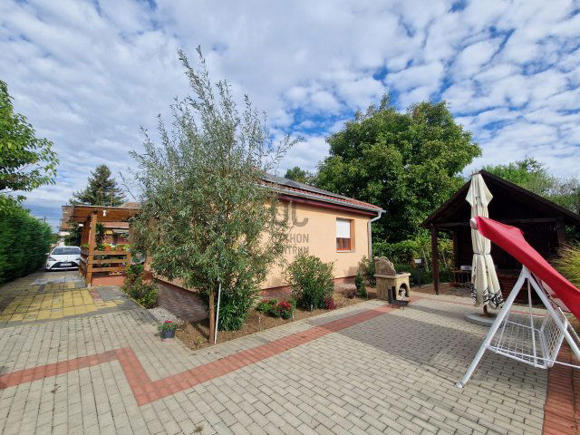 Eladó családi ház, Gyömrőn 120 M Ft, 3 szobás