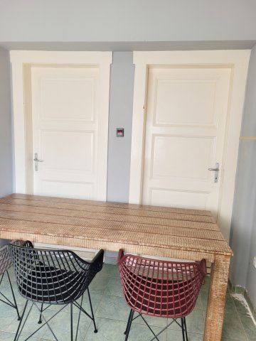 Eladó ikerház, Kisnémediben 60 M Ft, 4 szobás