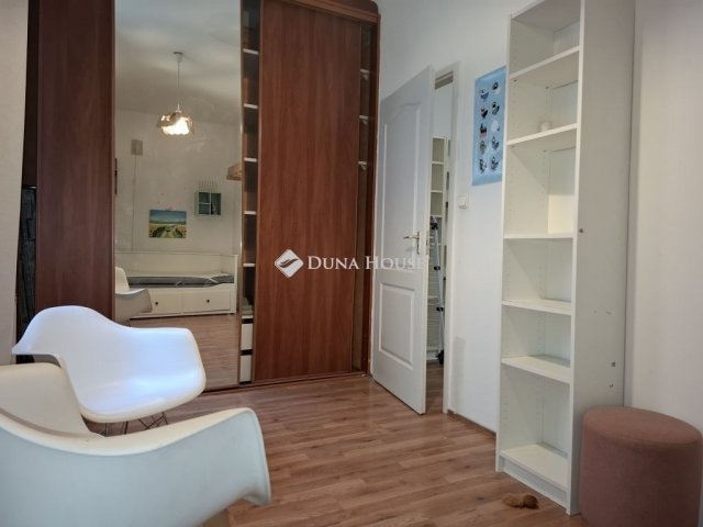 Eladó téglalakás, Budapesten, XIII. kerületben 81.8 M Ft