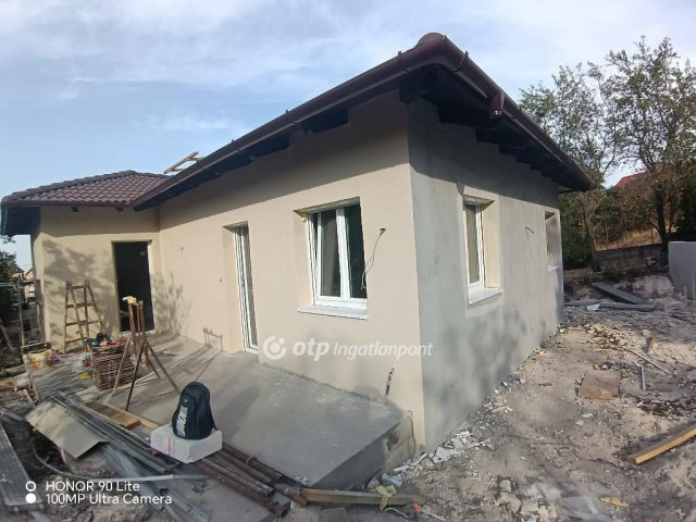 Eladó családi ház, Érden 150 M Ft, 4 szobás