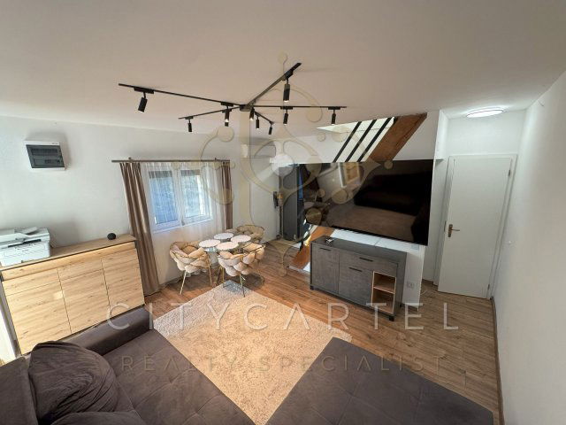 Eladó nyaraló, Balatonbogláron 73.8 M Ft, 4 szobás