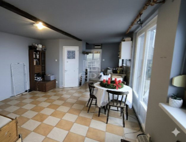 Eladó nyaraló, Vácon 26 M Ft, 1 szobás / költözzbe.hu